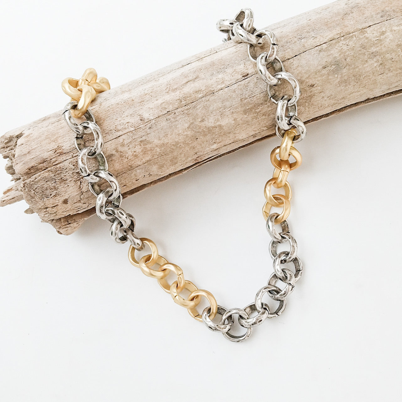 Jumbo Hammered Rolo Necklace